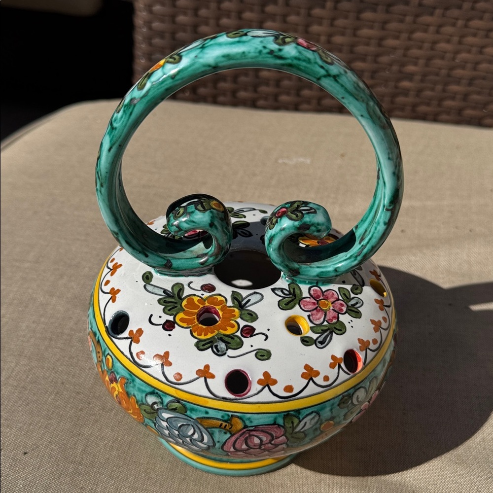 Vintage Italian Biagioci Gubbio hand made and painted ceramic vase- signed